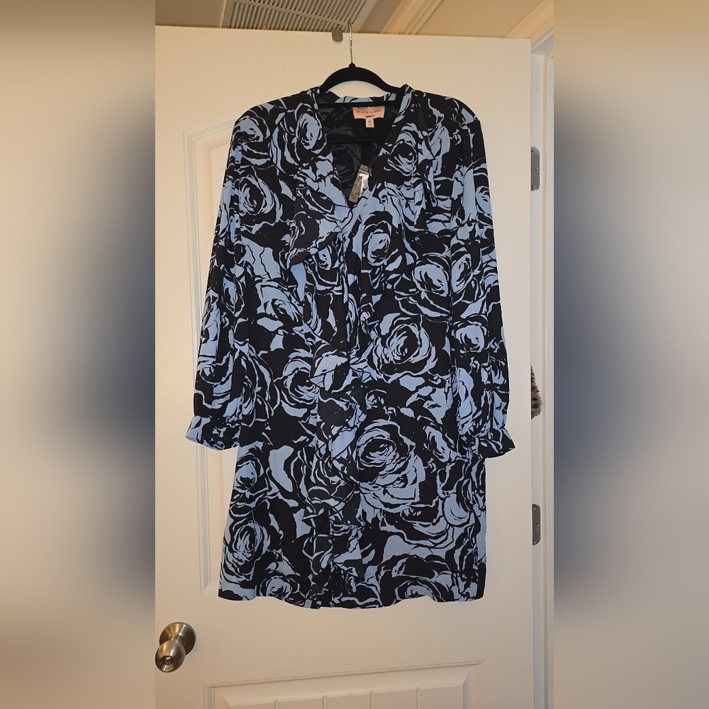 Black Label Black and Blue Floral Long Sleeve Dress Size Med NWT